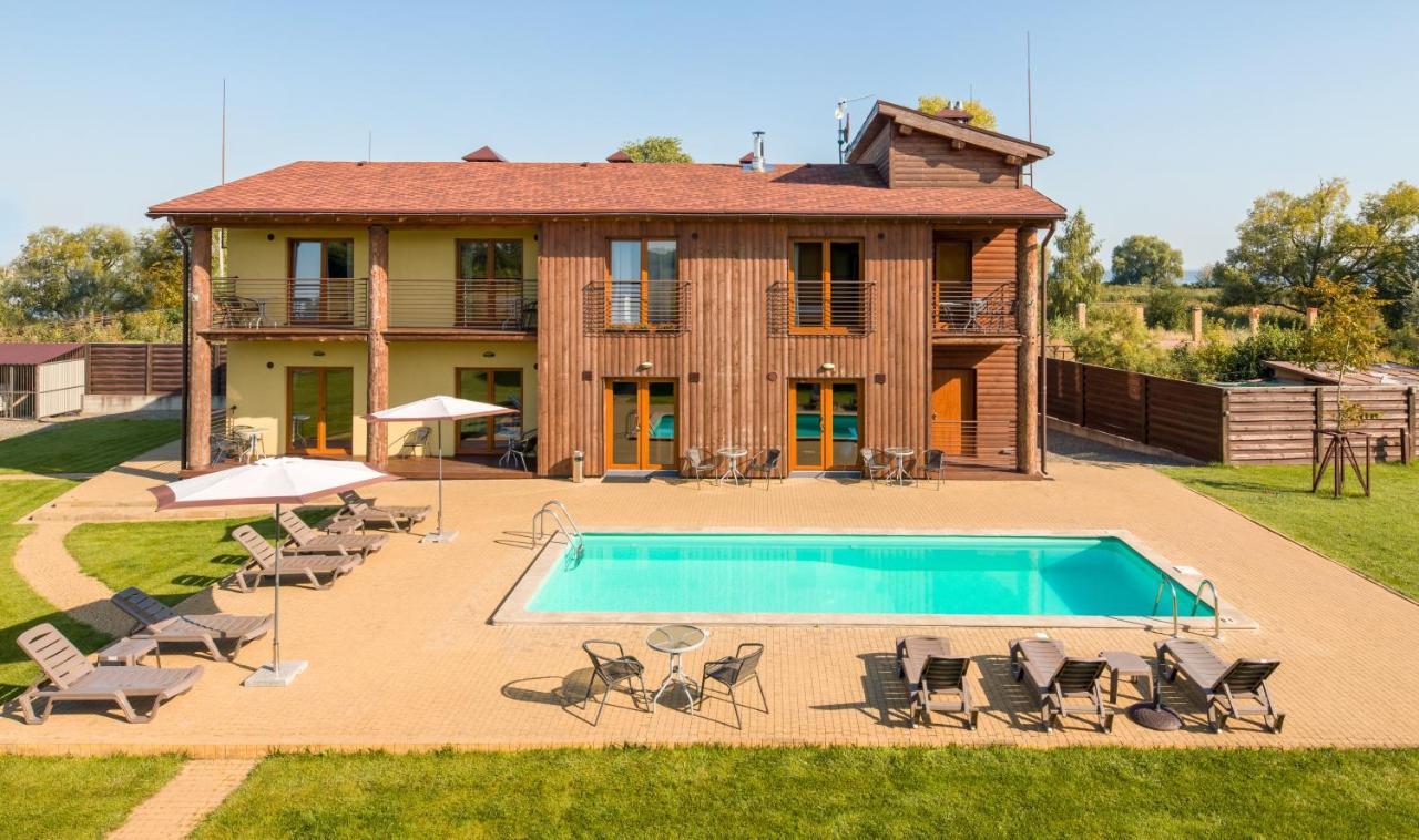 Eden Resort Yasnogorodka  المظهر الخارجي الصورة