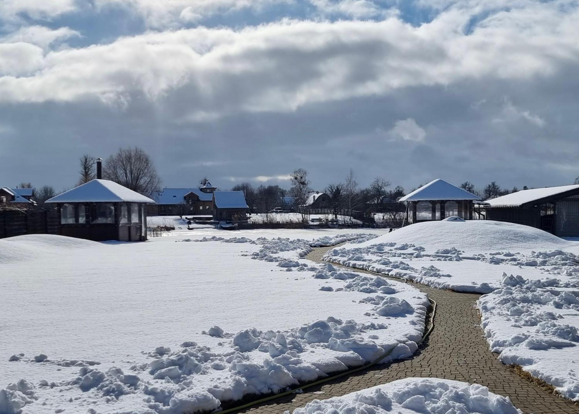 Eden Resort Yasnogorodka  المظهر الخارجي الصورة